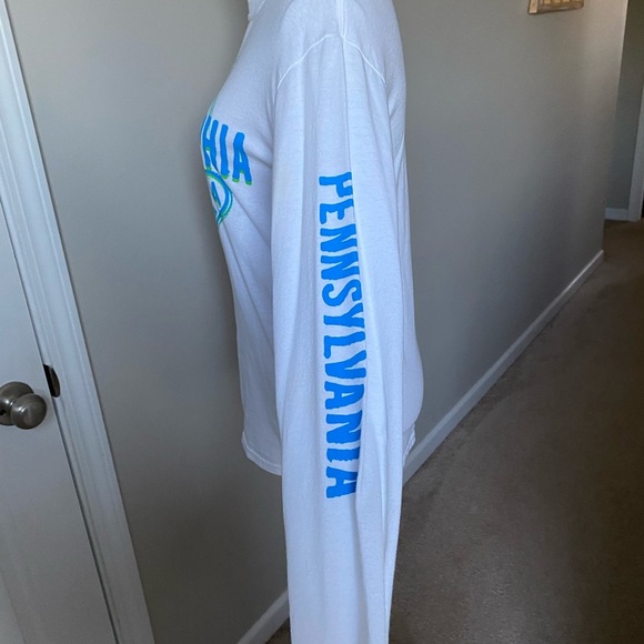 Gildan | Philadelphia | Women’s | Long-Sleeve | T-Shirt - Picture 10 of 16